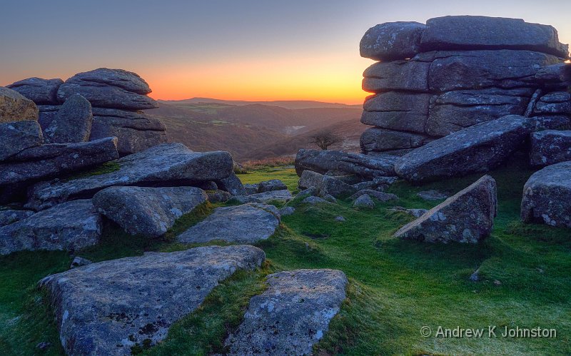 201104_G9_1010590_2_4 HDR.jpg - Sunrise over Coomestone Tor